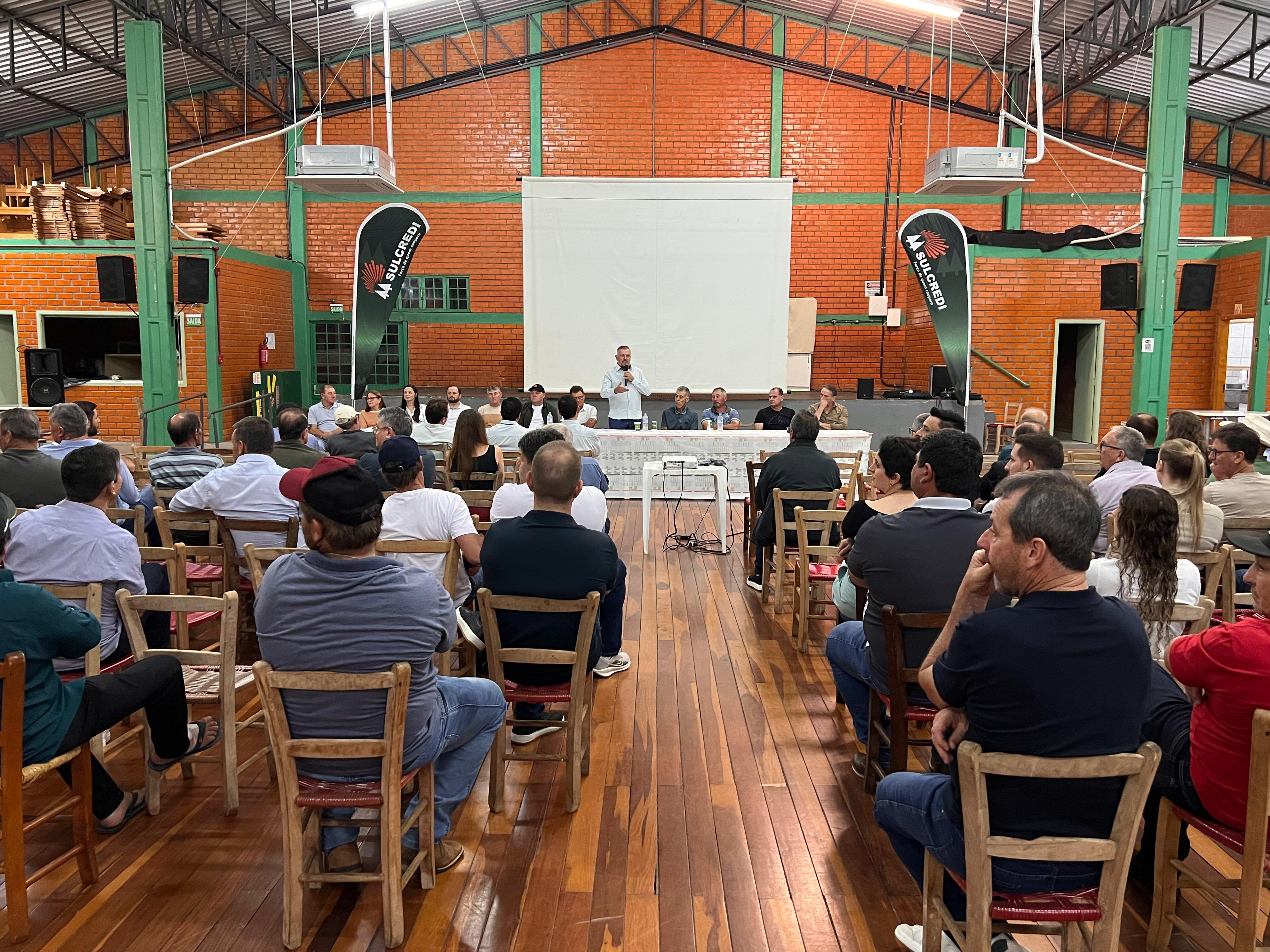 Sulcredi reúne lideranças em assembleia e apresenta resultado com crescimento excelente