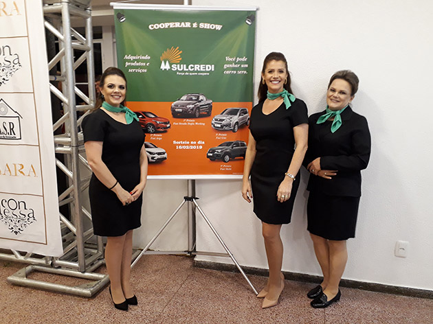 Sulcredi apoia desfile beneficente da ASR