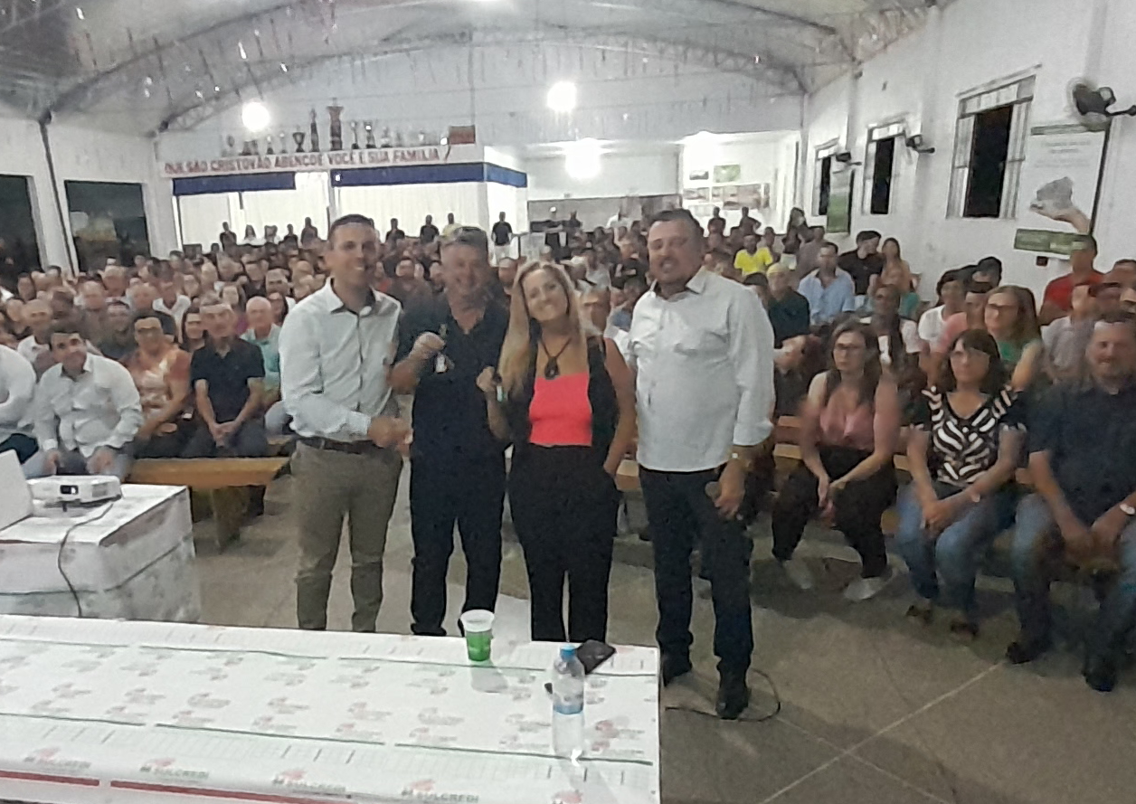 Mais dois carros da campanha de prêmios Sulcredi são entregues em Xaxim